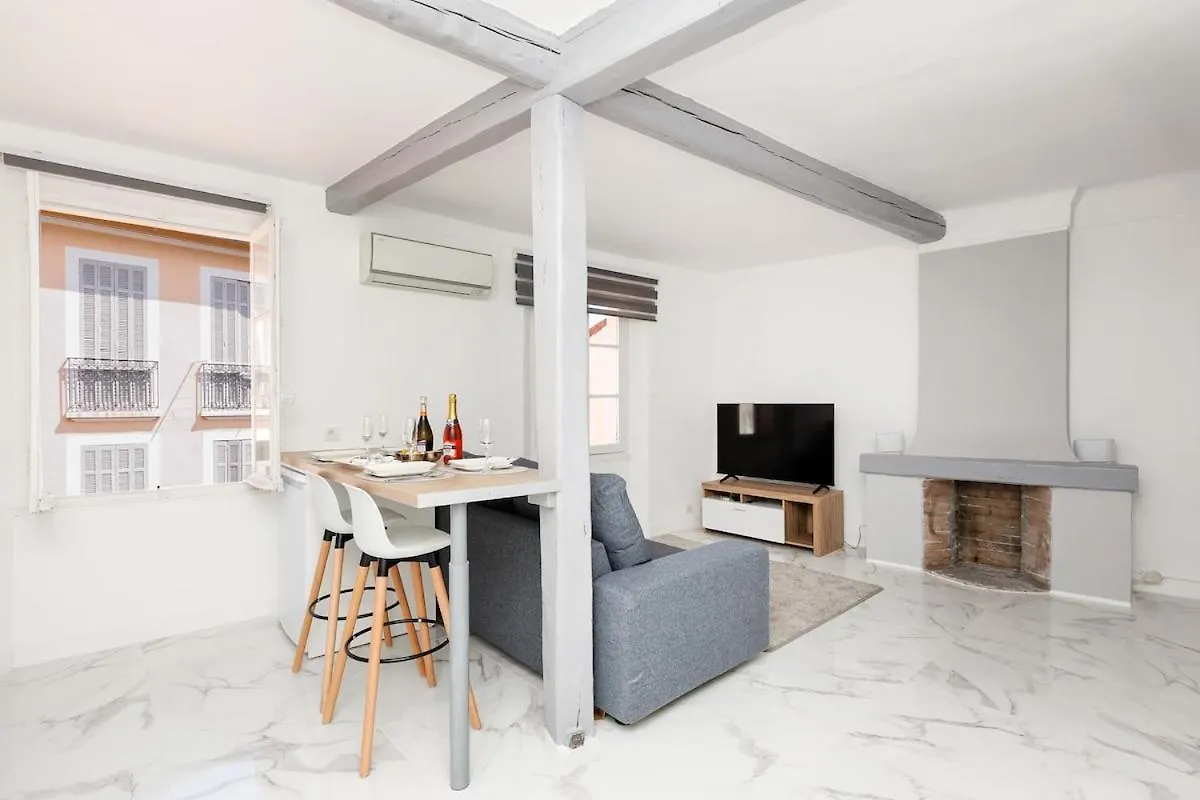 Renoveted Studio - Central - Ac Cannes