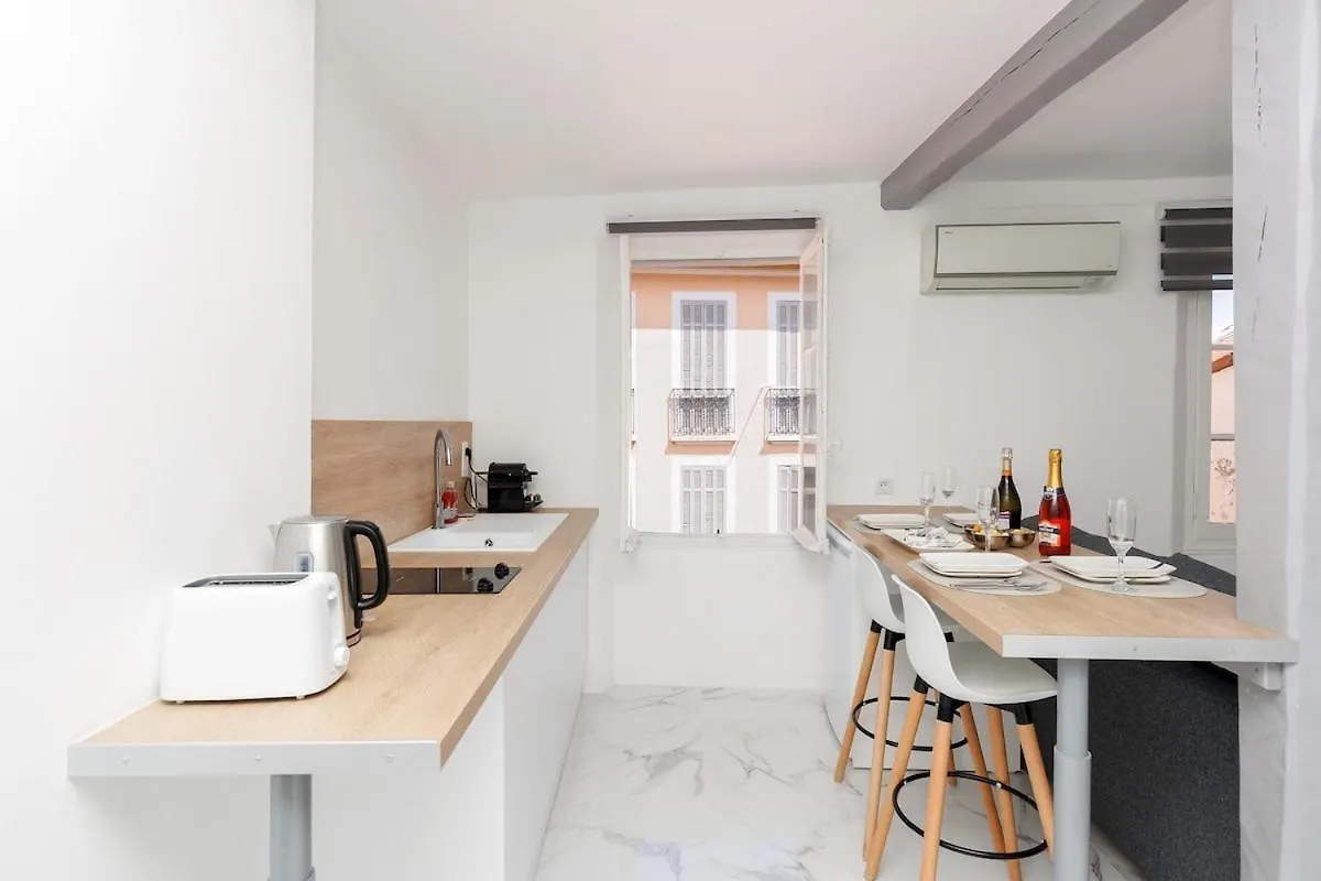Apartment Renoveted Studio - Central - Ac Cannes